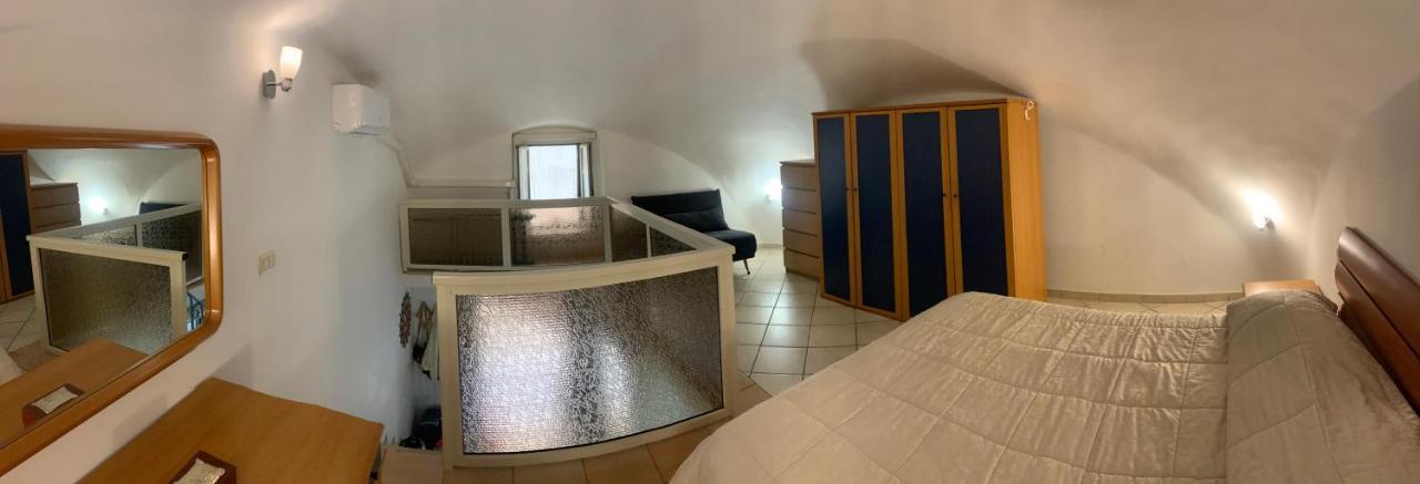 Casetta Blue House Gaeta Via Dell'Indipendenza Exterior foto